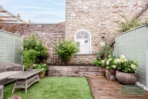 Photo 16- click for photo gallery